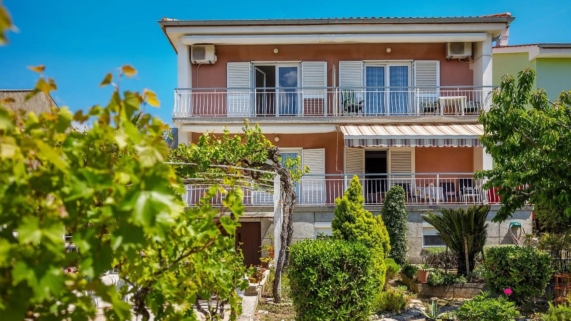 Apartments & Room Ljubica Punat 0*,  Croatia
