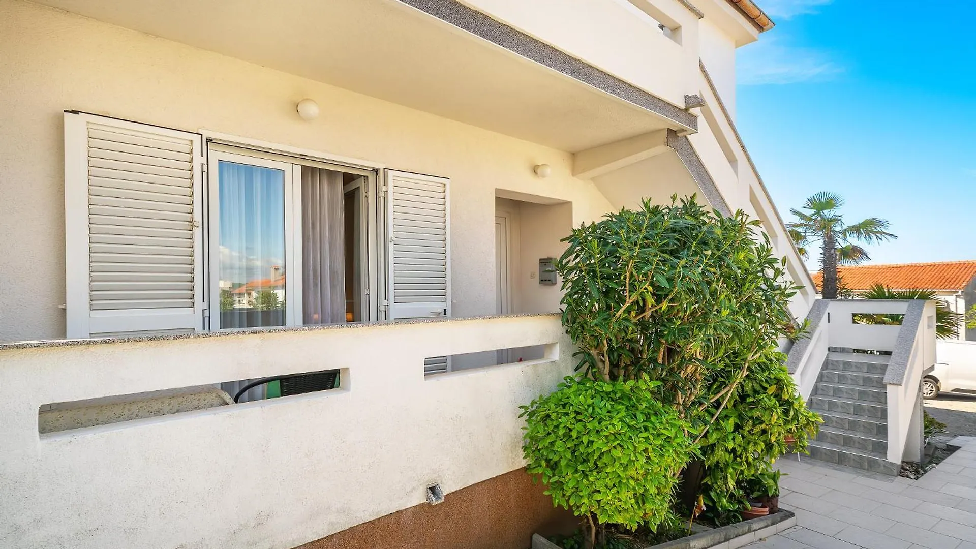 Apartments & Room Ljubica Punat